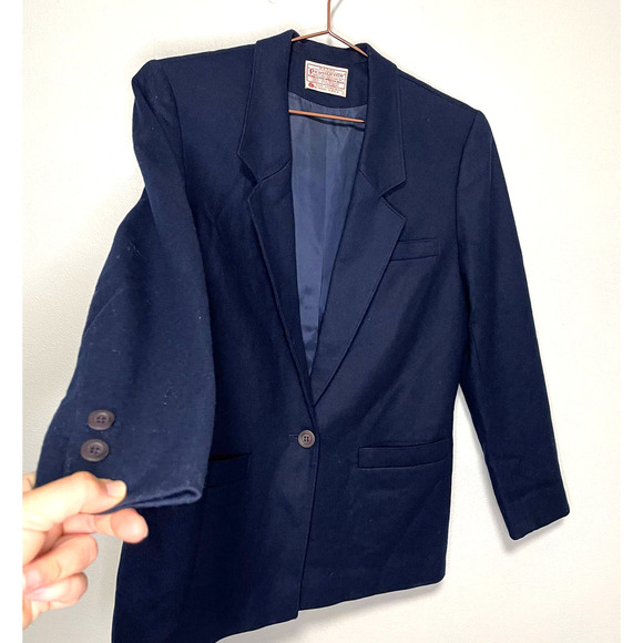 Vintage Pendleton Navy Wool Classic Blazer Jacket with Button Detail size 10 - Picture 4 of 8